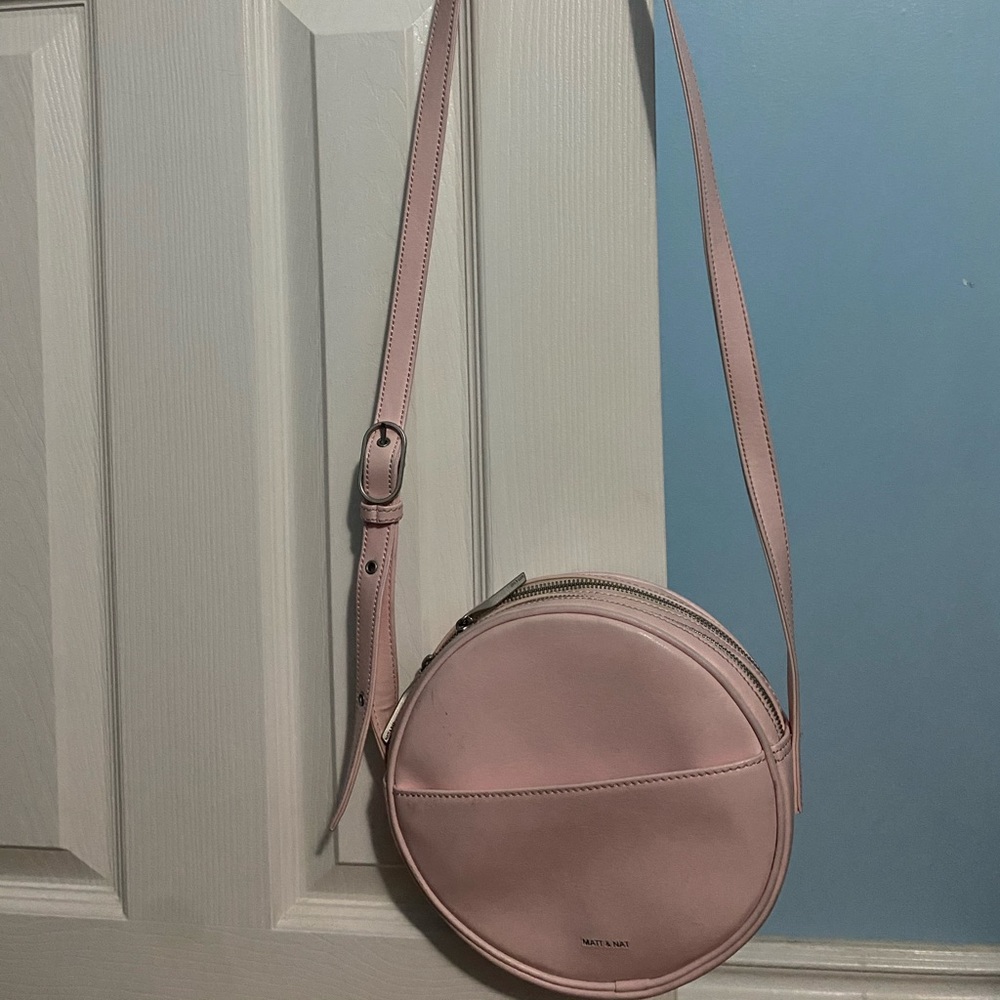 Mat & Nat pink circle vegan leather shoulder bag